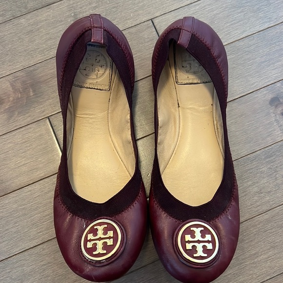 Tory Burch Shoes - Tory Burch Burgundy Leather Flats